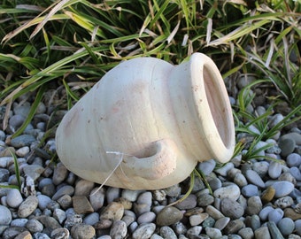 Liegende Amphore aus Terracotta weiß, Länge 24 cm, Amphore für den Steingarten