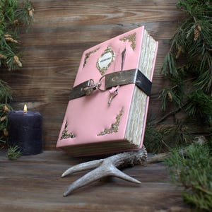 Pink diary with lock and key,pink leather journal with lock and key, diary with lock handmade, magic princess diaries journal and locket