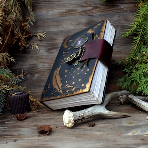 Handmade Leather Grimoire Journal, Witchcraft Book of Shadows, A5