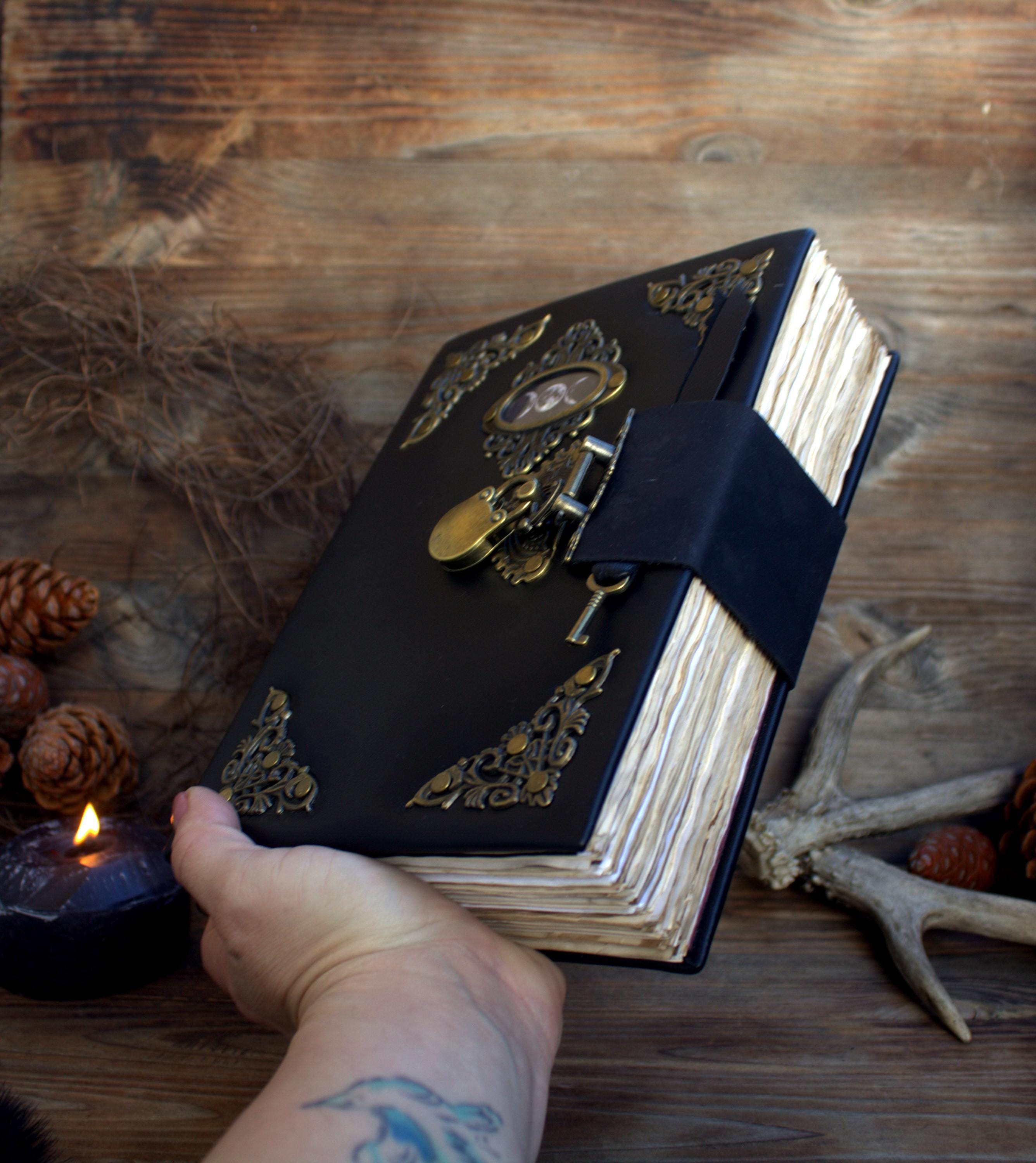 Handmade Leather Grimoire, Vintage Witchcraft Journal, Book of Shadows