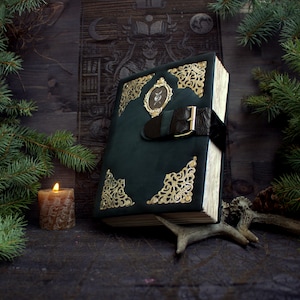 Handmade Leather Grimoire Journal A5, Green Witch Book, Nature Art, antique, cottage core