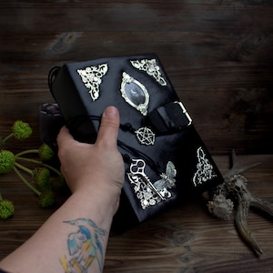 Handmade Leather Grimoire Notebook Medieval Book of Shadows Journal Tarot, Spell Book for Wiccans Esotericists by Lilith Grimoure Ideal Gift