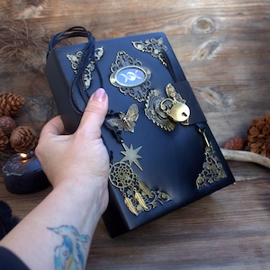 Leather Grimoire Journal, Witchcraft Book of Shadows, Locking Diary
