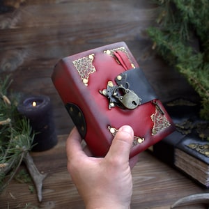 Fantasy Grimoire Tome,RPG Worldbuilding Journal 500 Pages, fantasy leather notebook,calligraphy fantasy book,ancient looking notebook witchy
