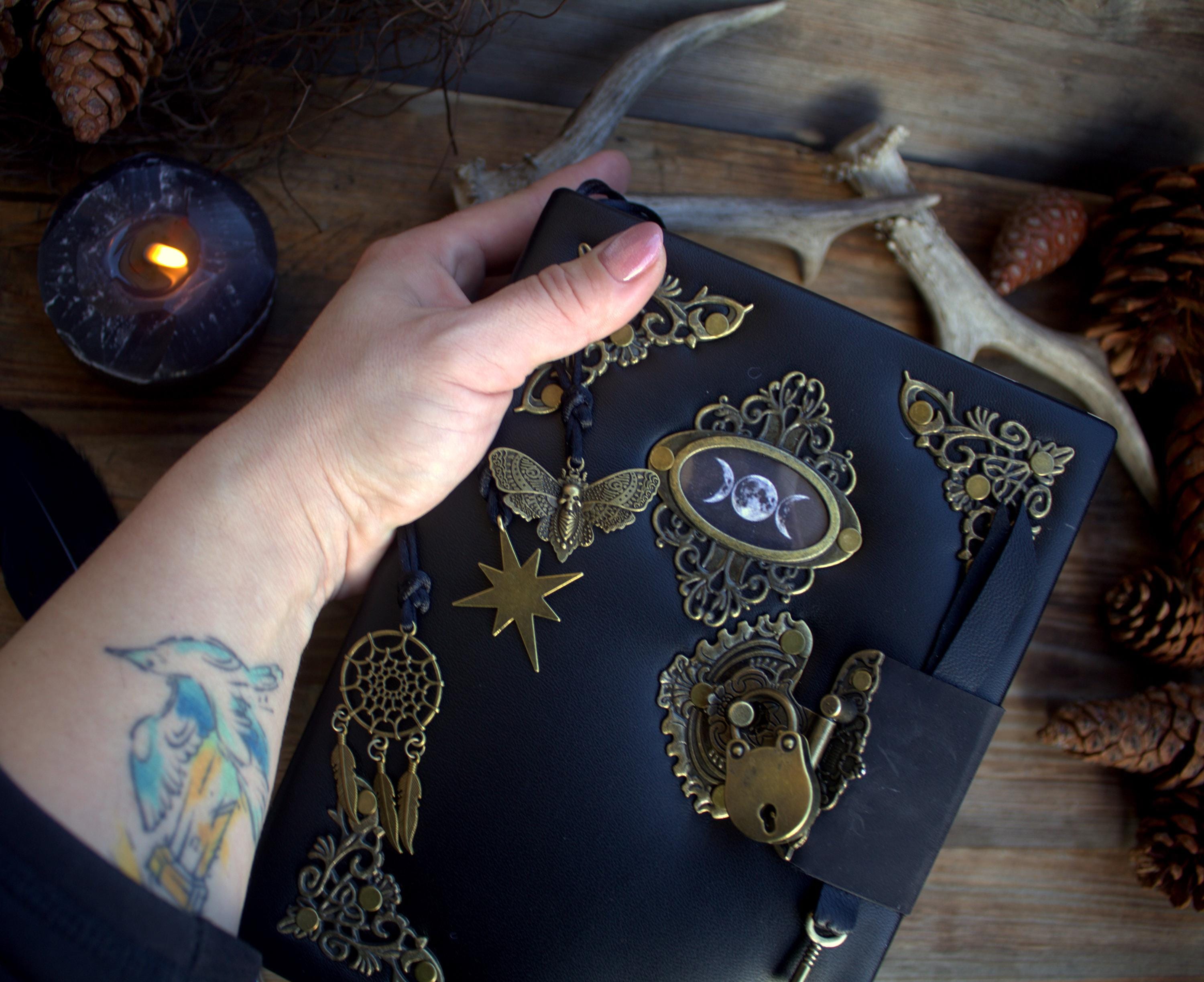Handmade Leather Book of Shadows, Vintage Grimoire With Lock & Key
