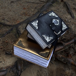 Handmade Leather Grimoire Notebook Medieval Book of Shadows Journal Tarot, Spell Book for Wiccans Esotericists by Lilith Grimoure Ideal Gift