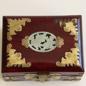 Vintage Chinese Rose Wood Small Jewelry Box with Brass and Carved Jade Ornaments in Good Vontage Condition