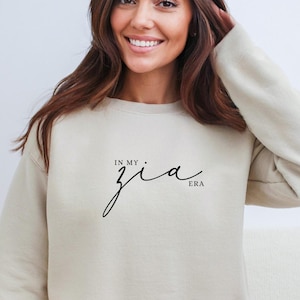 In My Zia Era Sweatshirt,Italian Aunt Sweatshirt,Auntie Sweatshirt,Gift For Zia Aunt To Be,Pregnancy Reveal Auntie Gift, Zia Auntie Crewneck