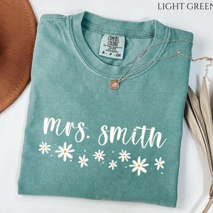 Camiseta personalizada con el nombre del profesor para el día de la escuela, camiseta de regreso a clases, camisetas para profesores, camiseta para nuevos profesores, regalos de agradecimiento para profesores.