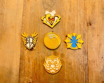 Pack of 5 Fortnight Chapter 5 Season 1 Boss Society Medallions Peter Griffin,  Oscar, Nisha, Valeria and Montague