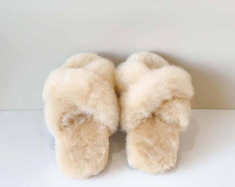 Alpaca fur slippers, unisex slippers from Peru, fur slippers, winter slippers, fluffy alpaca slippers, cozy alpaca slippers