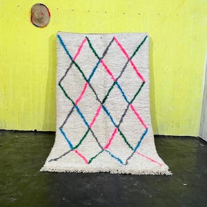 Authentic Moroccan Rug, Moroccan Area rug, Berber Wool rug, Handmade Moroccan Rug, Beni Ourain Rug Style, Moroccan Shaggy rug, 5x8 ft
