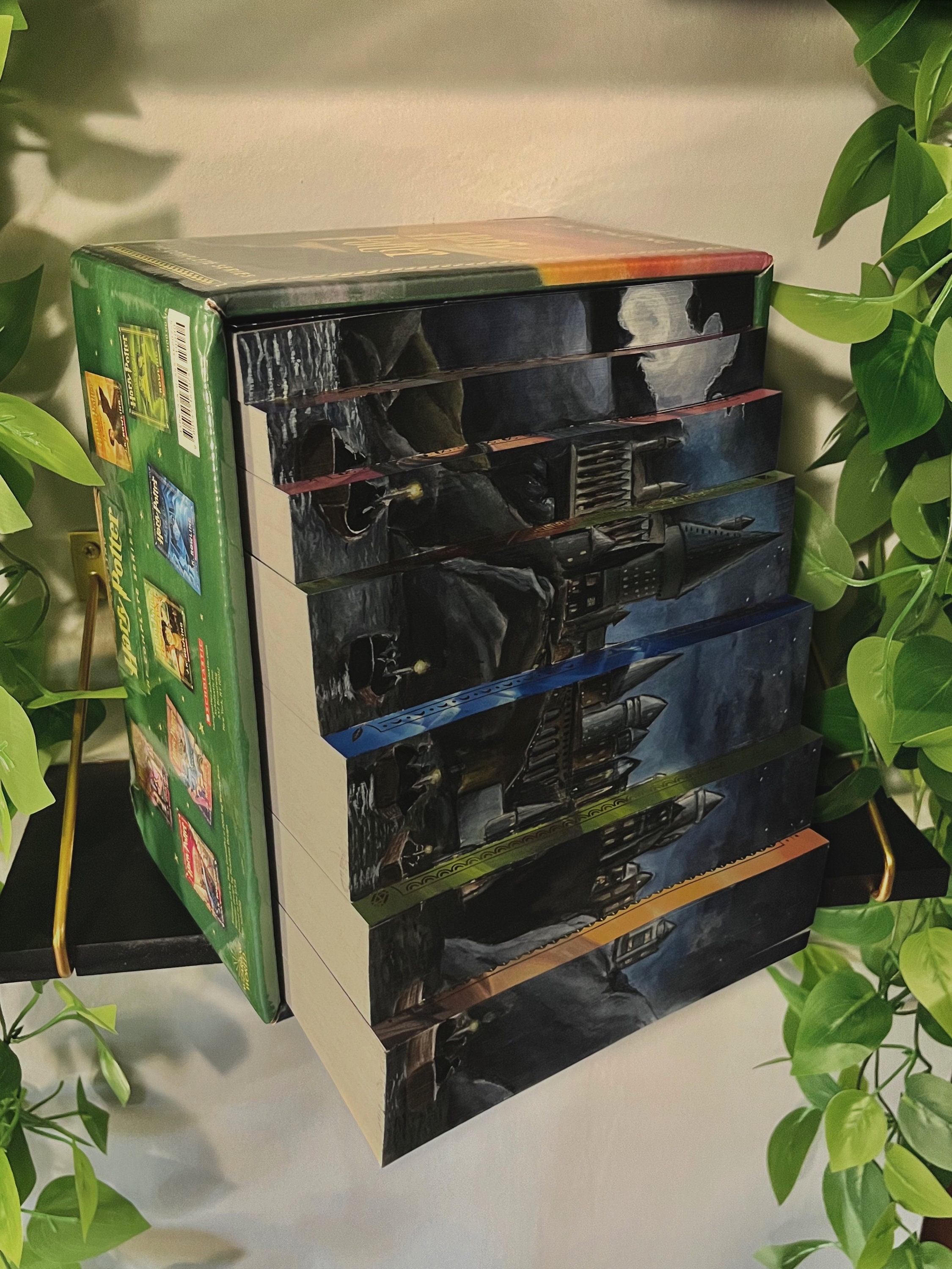 Harry Potter Hogwarts Castle Foreedge Painting Book Edges on 7 Book