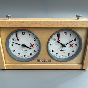 Rare Germany chess clock Garde Ruhla 80s vintage in good working condition. Mechanical chess clock