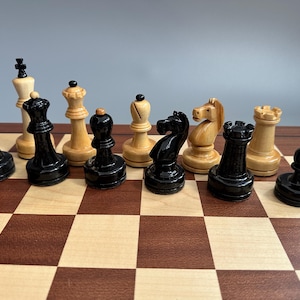Verbessertes Tal Set mit Gewicht in hervorragendem Zustand. Made in Kyiv 2025. Tolles Geschenk für Männer, Schachliebhaber und Sammler! Schachset UDSSR