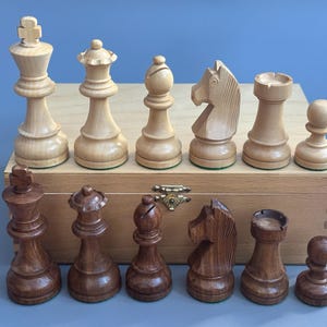 Rare Germany wooden chess set 80s vintage In good condition. Great gift for mens, chess lovers and collectors! Staunton Tournament chess set