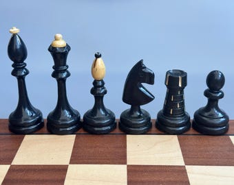 Wood Czech set Ceska klubovka in very good condition 70s vintage. Knights heads from wood. Very rare interesting set. Chess Gift!