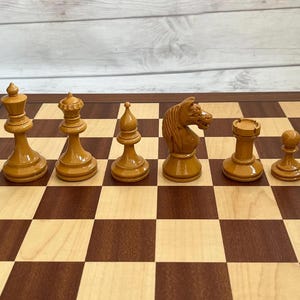 Russian chess set from the times of Tsarist Russia in good condition with weighting. Great gift for mens and collectors!