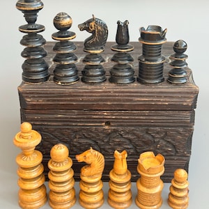 German st George Chess set 1900s vintage with original chess box in very good condition Amazing chess set Great chess gift for chess lovers