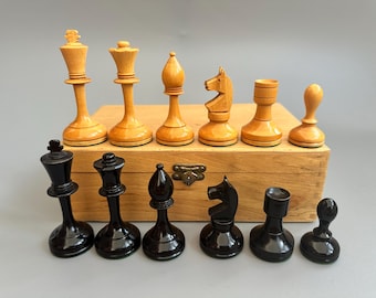 Rarest Germany Wooden chess set 70s in very good condition. Great gift for mens, chess lovers and collectors!