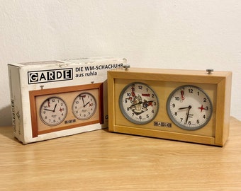 Very rare type of chess clock with a pattern on the dial Garde Ruhla 80s  vintage in good working