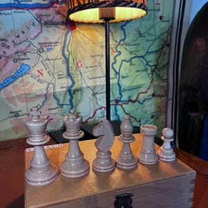 Germany chess set in original box 80s vintage in great condition like new. Great gift for mens, chess lovers and collectors!