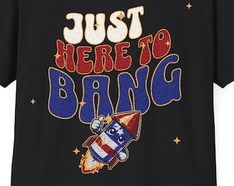 Camiseta patriótica divertida con fuegos artificiales en rojo, blanco y azul para fiesta de barbacoa de reunión familiar. Camiseta para celebración de fuegos artificiales de verano en EE. UU.