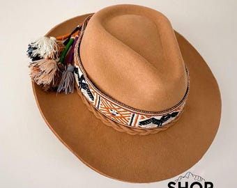 Stylish Peruvian Wool Hat with Artisan Band