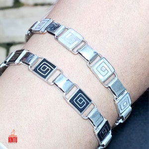 950 Silver Pachamama Bracelet with Natural Gemstones - Earth Goddess Inspired Handcrafted Jewelry - Artisanal Andean Heritage Accessory