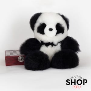 Panda Teddybär-Handmade aus Alpaka, niedlicher Panda Teddybär, Alpakafell Panda Teddybär, gefüllter Pandabär in meiner Nähe, Alpaka gefüllter Panda