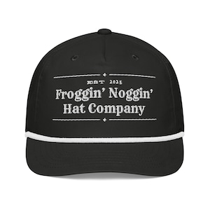 Lined Frog Rope Hat in Black