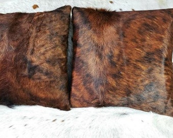 Funda decorativa para cojín de piel de vaca natural atigrada exótica. Pelo auténtico sobre piel de vaca. 40,6 x 40,6 cm, 45,7 x 45,7 cm, 50,8 x 50,8 cm y 30,5 x 55,8 cm.