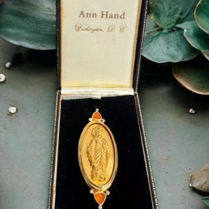 Rare Vintage Anne Hand Lady liberty Americana Brooch  original box.