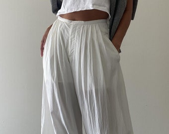 Light Weight Wide Leg Trousers