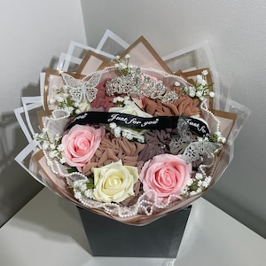 Bouquet d'écharpe, bouquet de hijab, bouquets, cadeaux de mariée, cadeaux islamiques, écharpes. image 1