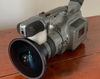 Sony VX1000 W/ MK1 fisheye lens