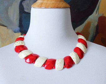 chunky vintage 80s collar necklace, striped candy cane red cream & gold speckle