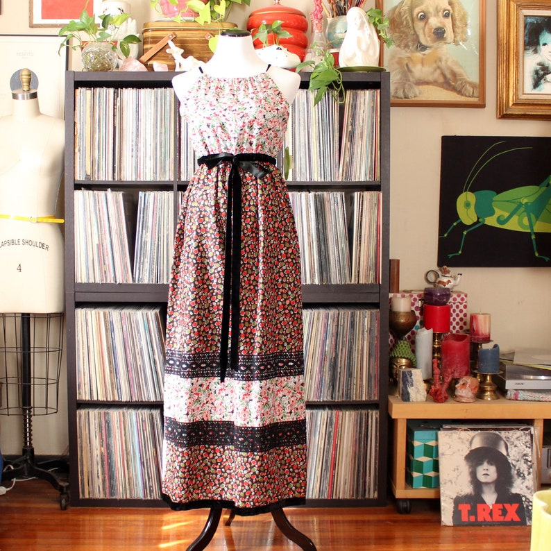 vintage Mr. Hank maxi dress & matching shawl, 1970s prairie boho in pink and red floral geometric, black lace and velvet trim image 2