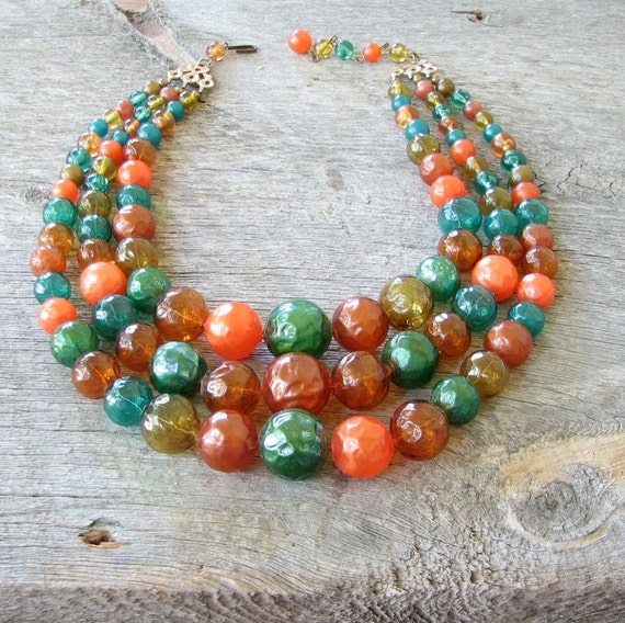 vintage bead strand necklace . 3 strand molded pl… - image 5