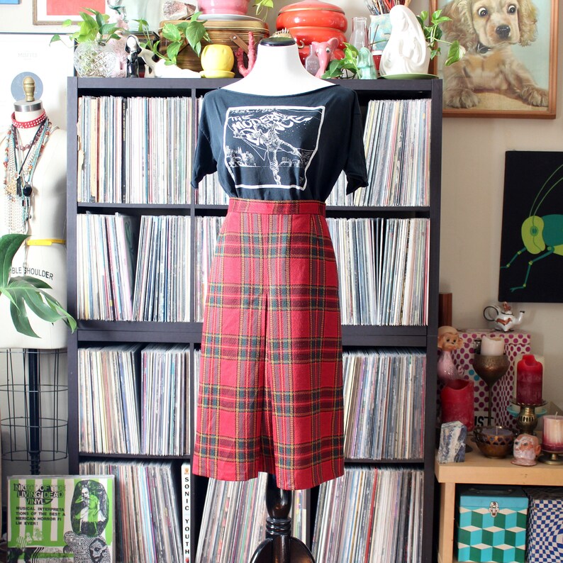 1970s vintage plaid skirt,high waisted with front pleat Jack Winter womens medium
