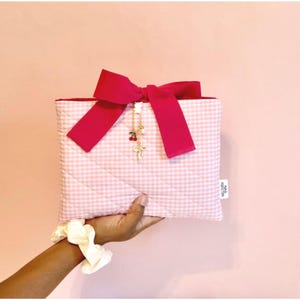 Large Handmade Waffle Knit Book Sleeve Book Cover With Bow Closure Padded Book Sleeve Book Lover Gift Aesthetic Book Protector Bow Bible Sleeve Cover Quilted Bible Sleeve Bible Cover Bible Bag Book Cover Christian Gift Gift for Women Christian Gift for Women