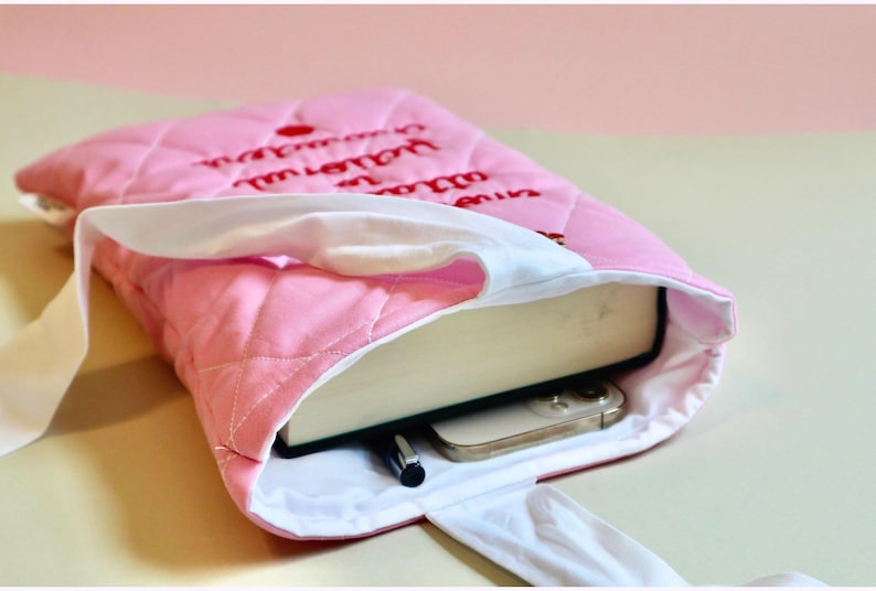 Bookish Book Lover Gift Idea For Best Friend Birthday
