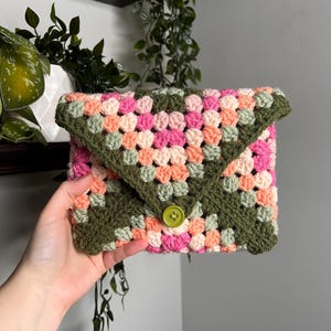 Crochet Kindle Sleeve | Granny Square Book Cover | Protective Book Sleeve | Kindle Cover Protector | Kindle Case | Handmade Crochet Cover