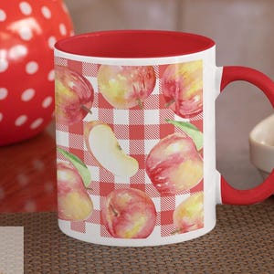 Apple Design Ceramic Mug: Vibrant Kitchen Decor