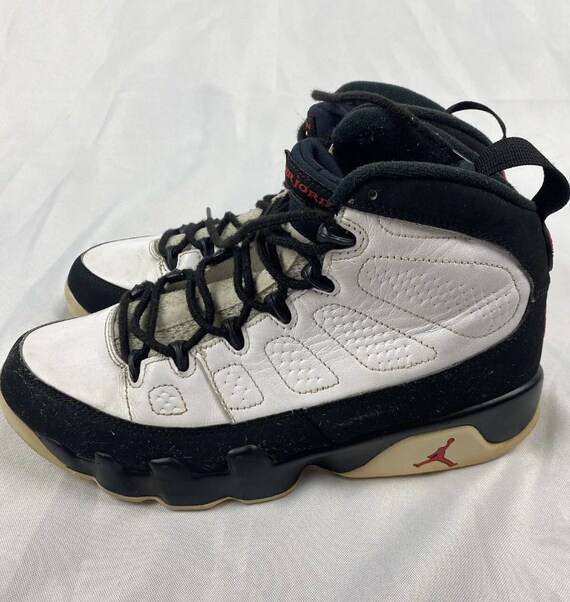 Jordan 9 Retro Space Jam 2016 Size 8.5