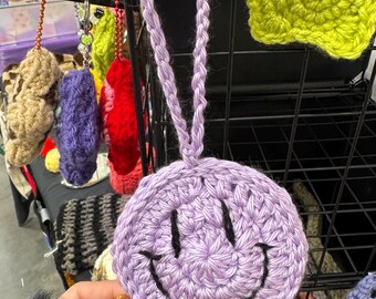 Handmade Crochet Smiley Keychain (Size 9cm) – Cute & Colorful Accessories for Bags, Backpacks and Keys