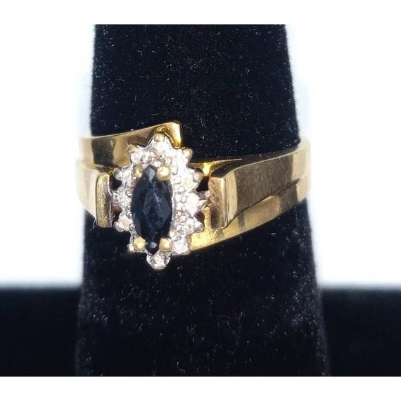 10k Gold and Blue sapphire ring