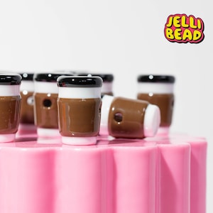 Kaffeetassen Fokalperlen: Kunststoff Anhänger für Kandi Armbänder