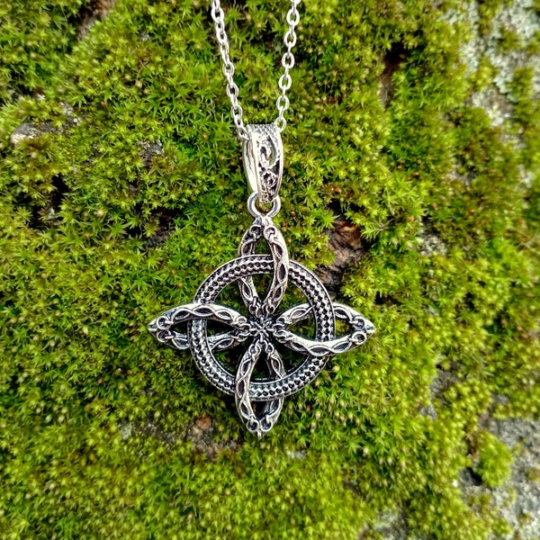 witch knot pendant, witch magic star necklace, occult jewelry, wicca jewelry,powerful magic knot,gift for her,forest witch pendant