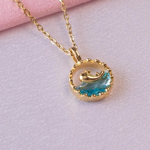 Zierliche Wal Figur Blaue Zirkon Halskette - Minimalistischer Blauer Zirkon Schmuck mit Gold Wal - Elegante Wal Anhänger Halskette - Bestes Geschenk